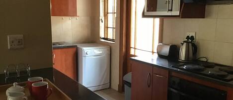 Maison, 2 chambres, balcon | Intérieur