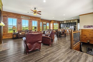 TV, peis og videospill