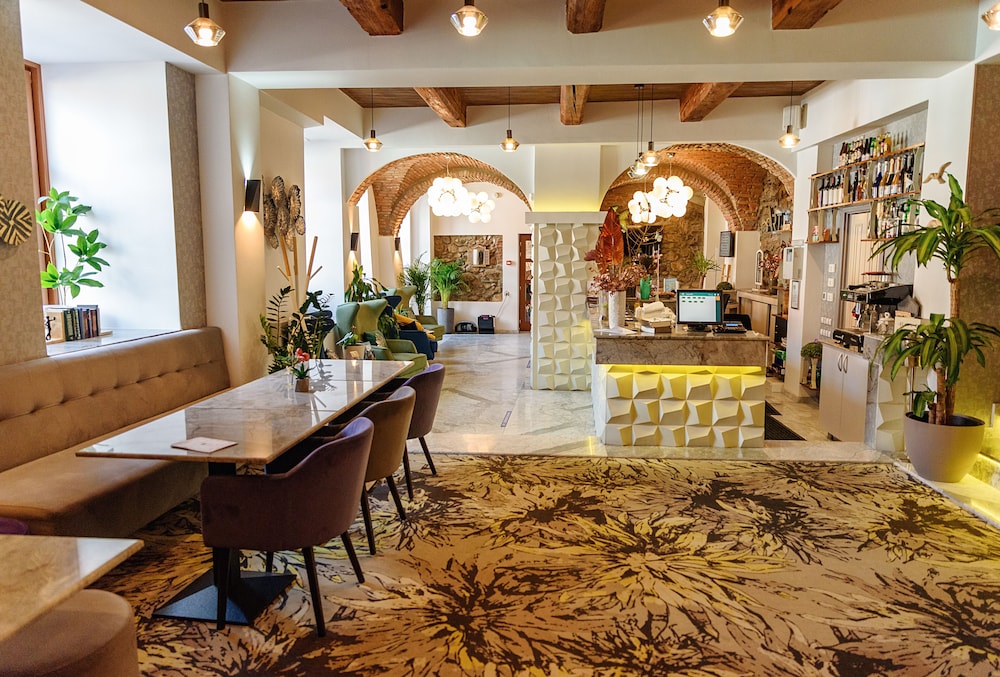 Art Hotel photo 6