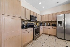 Villa, Multiple Bedrooms, Accessible, Private Pool | Private kitchen