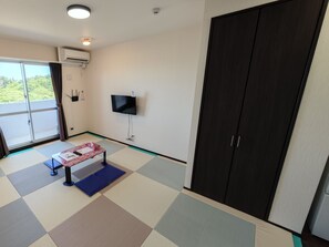 Blackout curtains, free WiFi - AMAWARI HOTEL (Uruma)