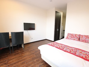 Blackout drapes, free WiFi