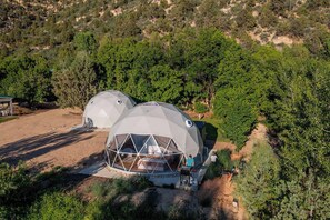 Exterior - Near National Parks, hot tub & sauna. Sleeps 30 (Glendale)