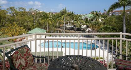 Sunrise 307-2BR/2BA condo near beaches with pool, parking, balcony