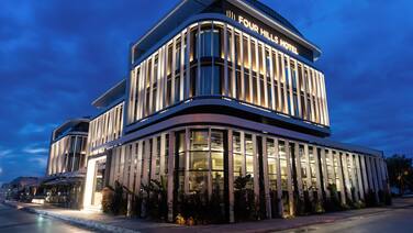 FOUR HILLS HOTEL
