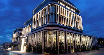 FOUR HILLS HOTEL