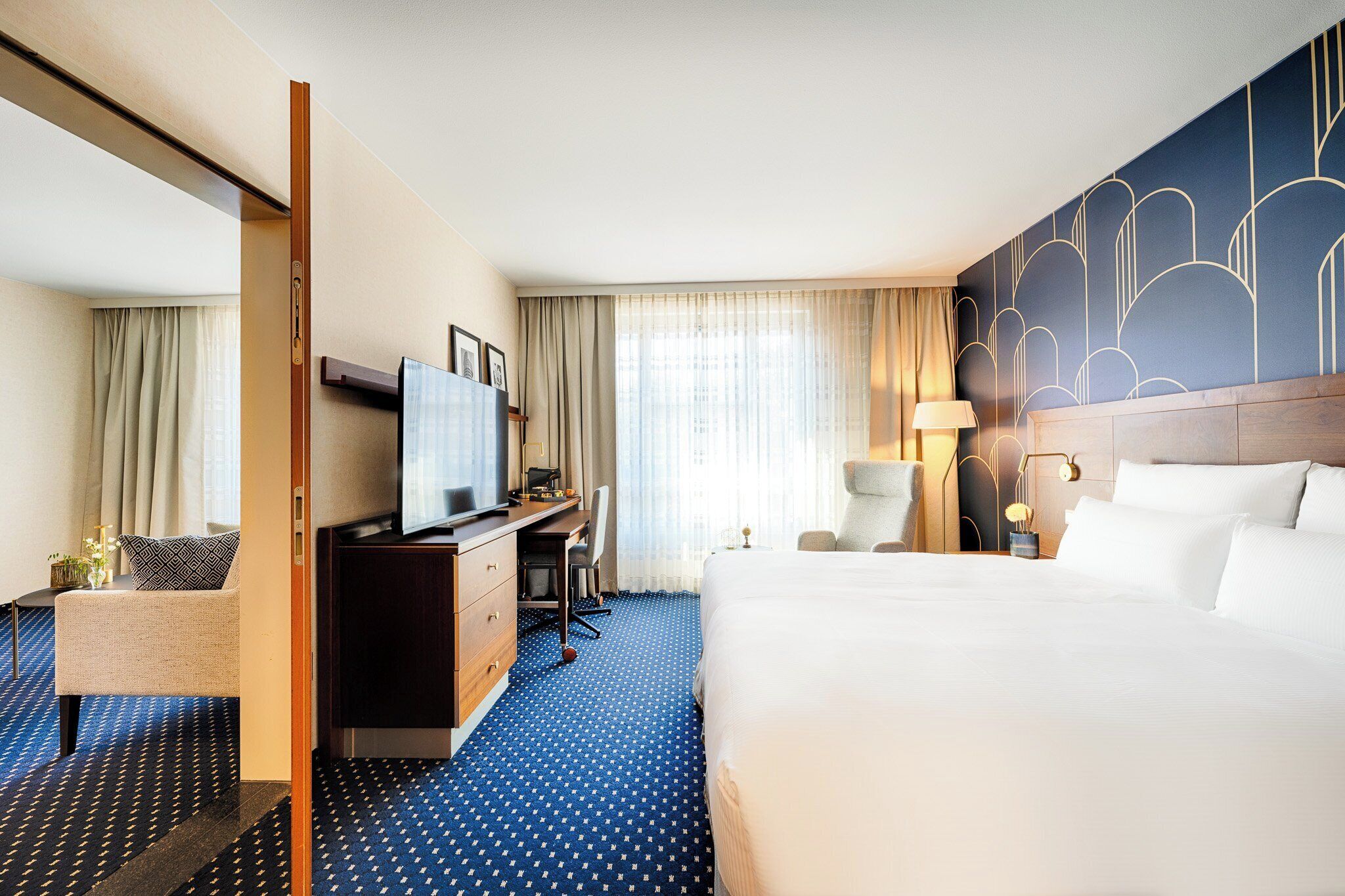 Suíte | Cofres nos quartos, escrivaninha, espaço de trabalho para notebook