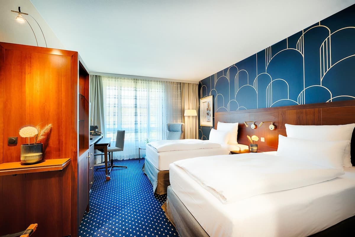 Superior Twin Room | In-room safe, desk, laptop workspace, free WiFi