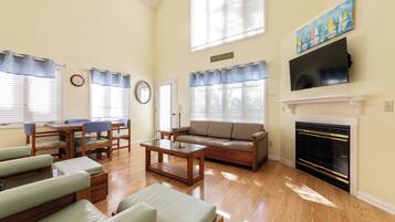 TV, fireplace, DVD player