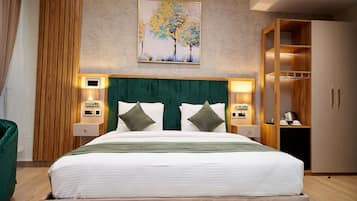 Deluxe-Zimmer, 1 Schlafzimmer | Zimmersafe, schallisolierte Zimmer, kostenloses WLAN