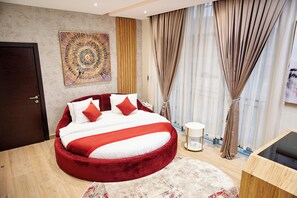 Signature Room | In-room safe, soundproofing, free WiFi - Watercress Hotels and Signature (Lagos)