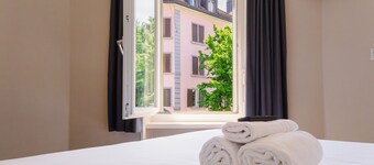 easyHotel Zurich City Main Station 