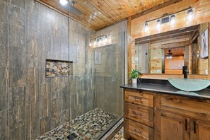 Hair dryer - Bourbon Sunset 5 bedroom with sauna! (Broken Bow)