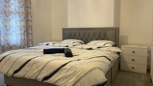 غرفة ديلوكس مزدوجة أو بسريرين منفصلين | واي فاي مجانًا