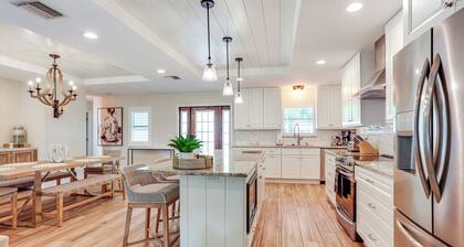 Pet-friendly Retreat in Stuart w/ Saltwater Pool!
