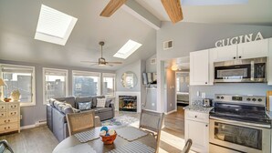 Unclassified image, 2 of 28, button - Renovated Ocean City Retreat - Walk to Beach! (Ocean City)
