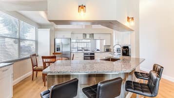 Casa (3 Bedrooms) | Interior