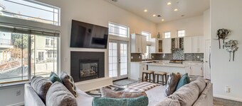 Theater Room, Fireplace: Home 5 Mi to Dtwn Reno!