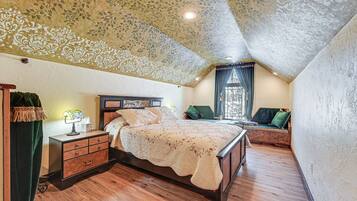 Apartment (1 Bedroom) | Interior