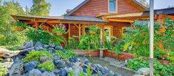 Cozy Kenai Abode w/ Private Deck: 5 Mi to Ocean!