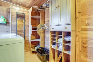 Rumah (5 Bedrooms) | Interior