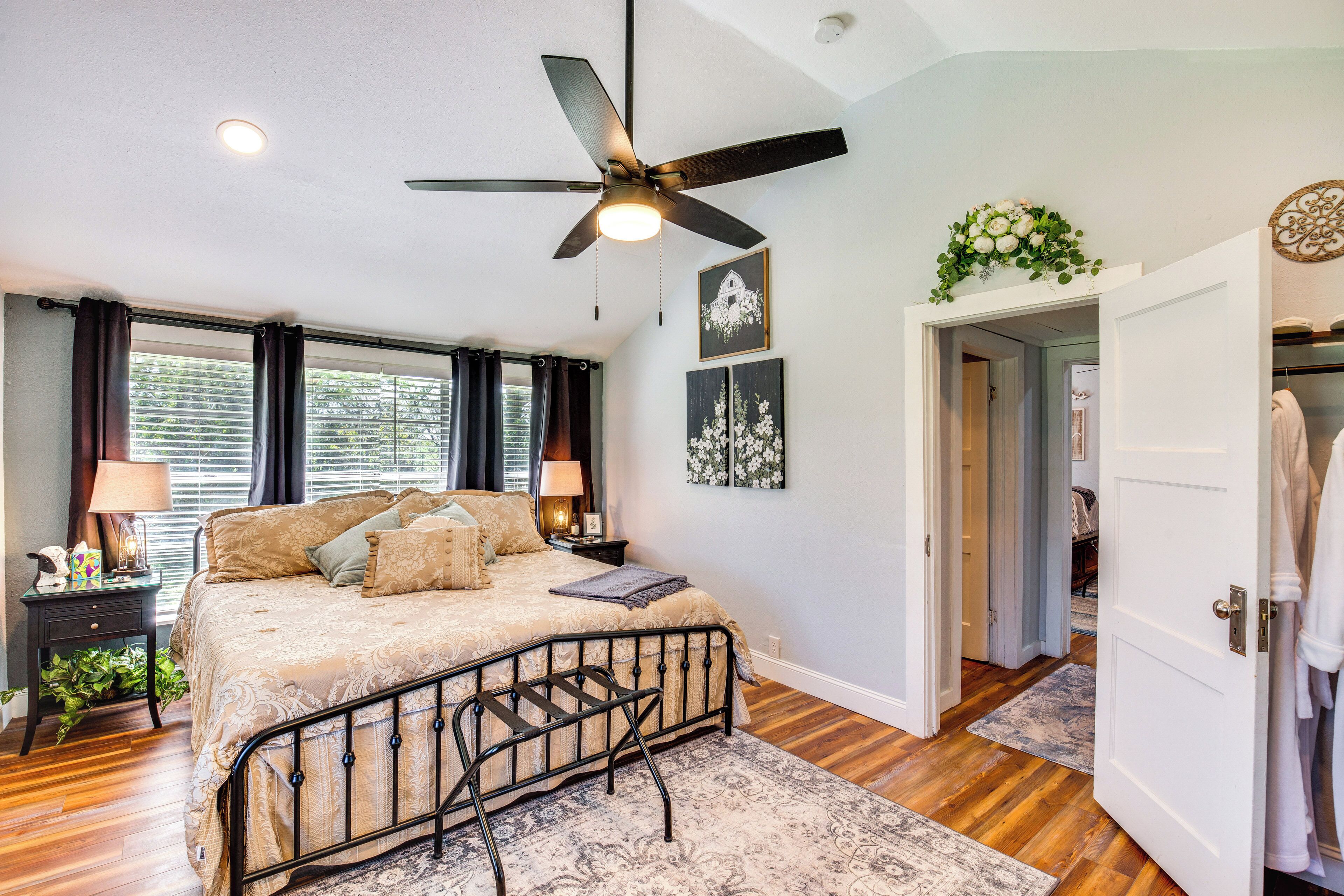 Rumah (2 Bedrooms) | Interior