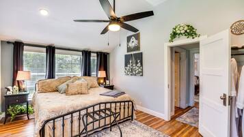 House (2 Bedrooms) | Interior