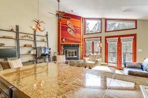Apartment (2 Bedrooms) | Front of property