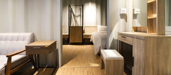 Dash Forwaves Hotel