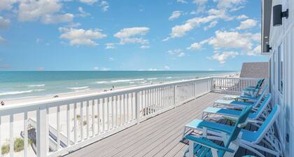 Ocean Whisper: Oceanfront, 10BR, Hot Tub, Newly Renovated