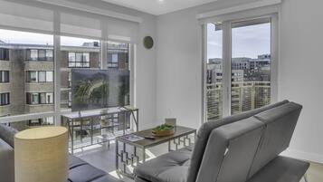 Apartment, 2 Bedrooms | Living area | Smart TV, streaming services