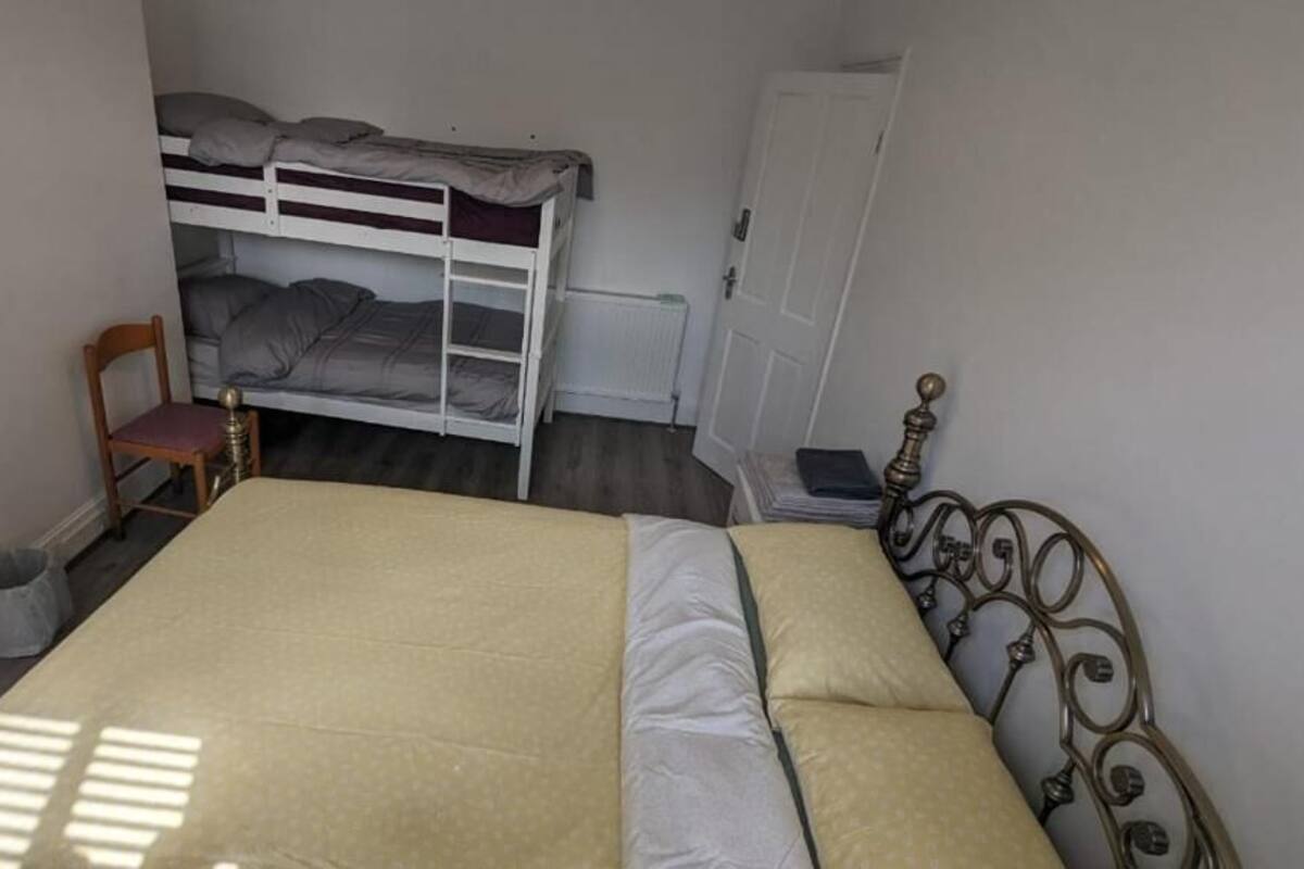 Family Room | 1 bedroom, free WiFi