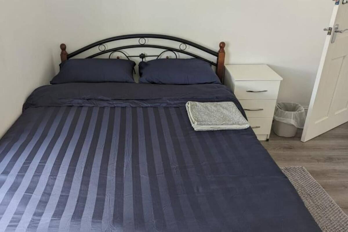 Economy Double Room | 1 bedroom, free WiFi