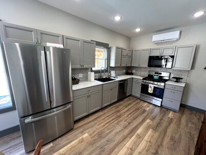 New Construction Home, Short Walk to Lake Access