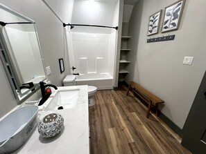 Hair dryer, towels - New Construction Home, Short Walk to Lake Access (Cherokee Village)