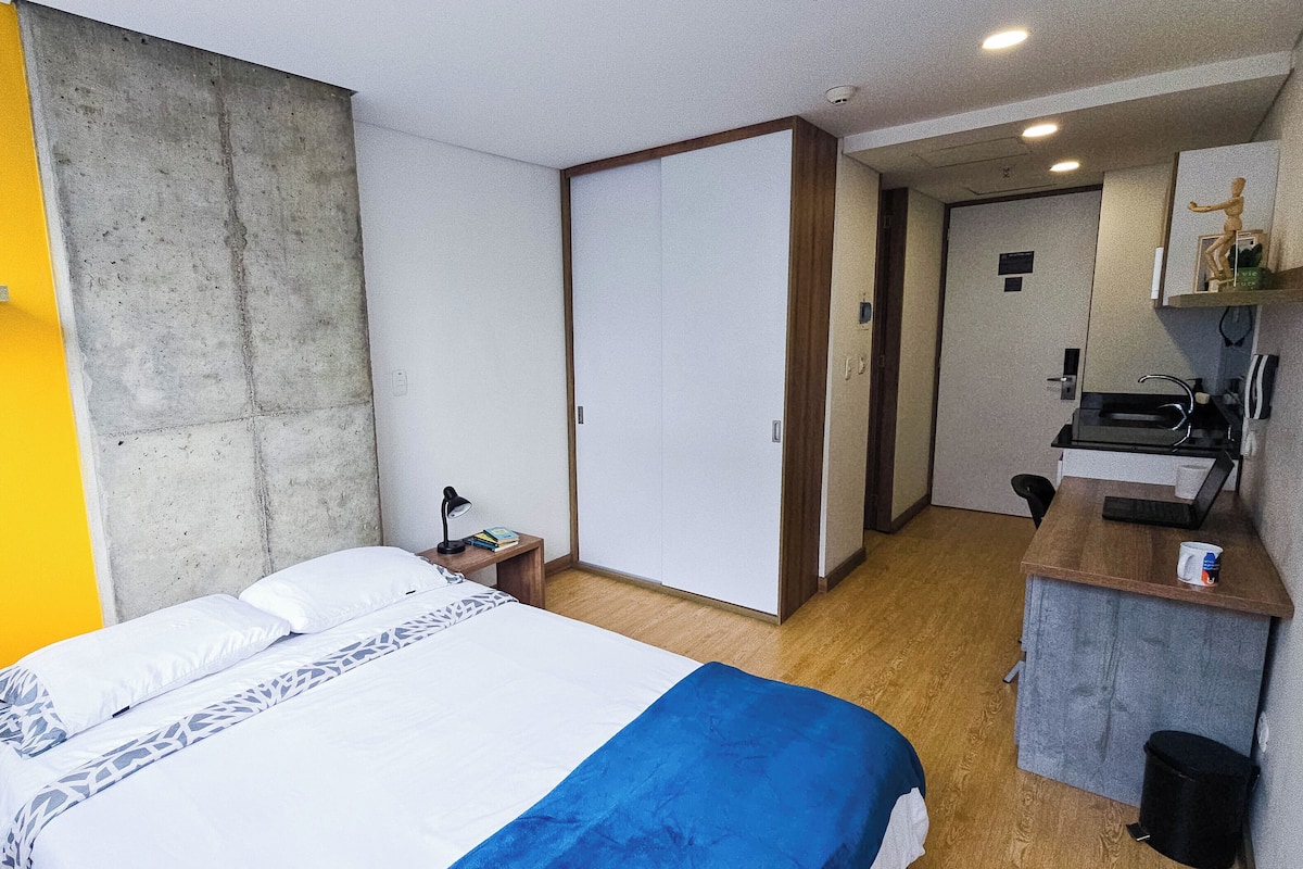 Premium Room | 1 bedroom, free WiFi, bed sheets