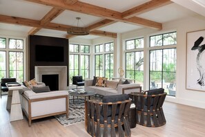 Waterfront 5 Bedroom Moreland Village Home 5511 | Living area | Smart TV, fireplace, DVD player - Montage Palmetto Bluff Residences (Bluffton)