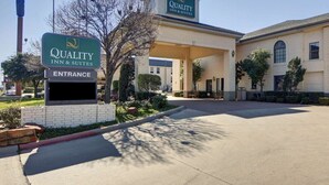 Exterior - Quality Inn & Suites Weatherford, TX (Weatherford)