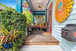 Terrace/patio - Casa De Sol in Historic District St. Augustine. Dog Friendly (St. Augustine)