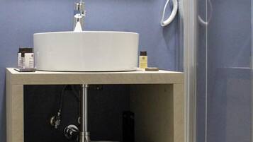 Apartamento, 1 quarto, varanda | Banheiro