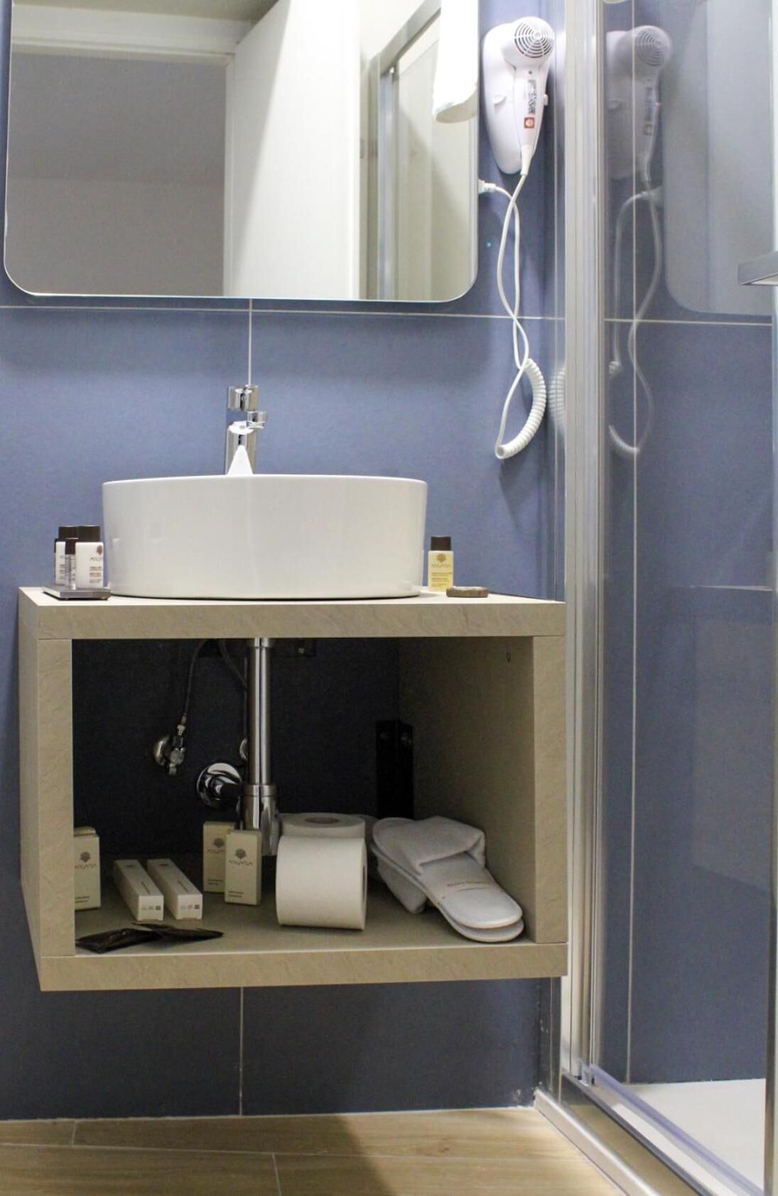Apartment, 1 Bedroom, Patio | Bathroom