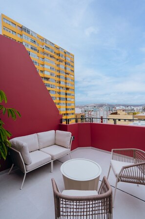 Departamento Deluxe, 2 habitaciones, vista a la ciudad | Terraza o patio