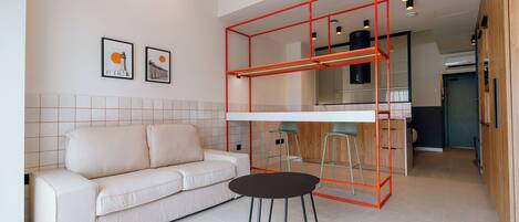 Standard-Studio | Wohnbereich | LED-Fernseher, Netflix, Streaming-Dienste