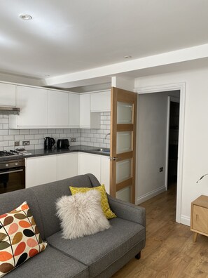 Interior - Stylish Garden Flat in London (London)