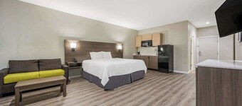 Surestay Studio by Best Western Conroe Downtown