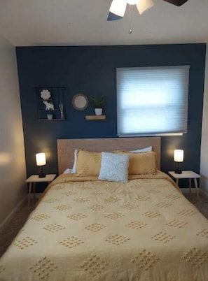2 bedrooms, travel cot, WiFi