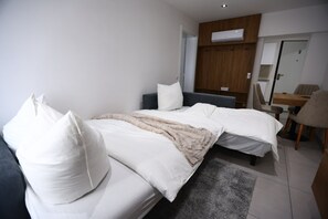 1 bedroom, WiFi, bed sheets