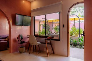 Premium bedding, in-room safe, blackout drapes, free WiFi - Hotel Amavi (Jacó)