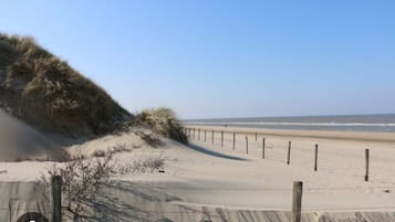 Vlak bij het strand