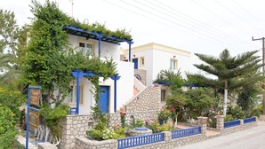 Exterior - Pergola  Studios (Milos)